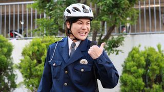 「超ギャバン」長田光平、怜慈と別人のお巡りさんに！TTFC新作「よろしくアミーゴ」場面写真