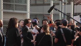 トム・クルーズ、KK線で神ファンサ！映画『DIGGER／ディガー』ジャパンプレミア