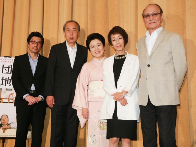 故・原田芳雄さんが見守っている…阪本順治監督がしのぶ一幕も『団地』初日舞台あいさつフォトギャラリー：フォトギャラリー