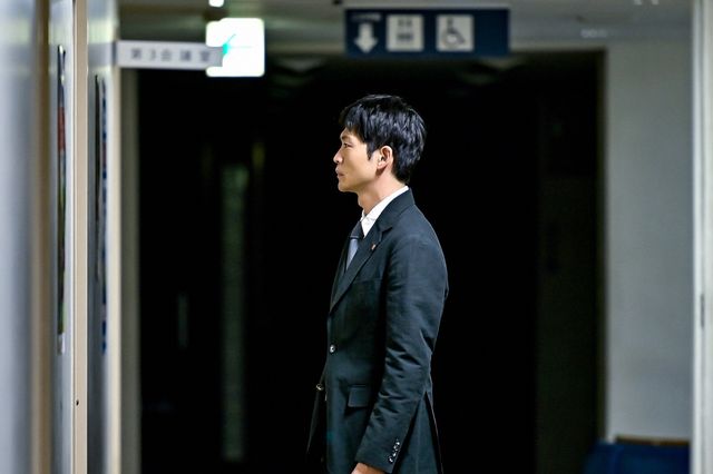 【14枚】 梨央はしおりに違和感を…「最愛」第7話（5枚目）