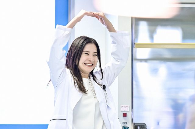 【14枚】 梨央はしおりに違和感を…「最愛」第7話（7枚目）