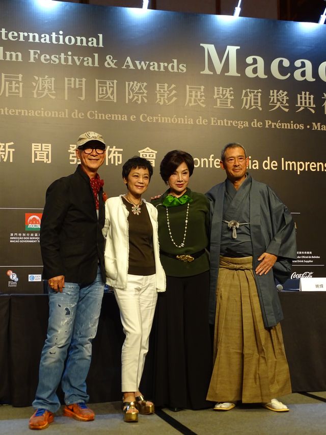 鶴見辰吾、和装でマカオ国際映画祭に登場！フォトギャラリー：フォトギャラリー