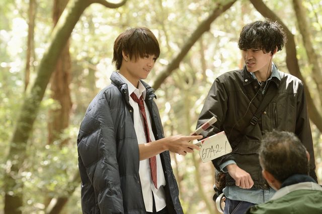 佐野勇斗、さわやかすぎる！映画『青夏』メイキング写真（4枚目）