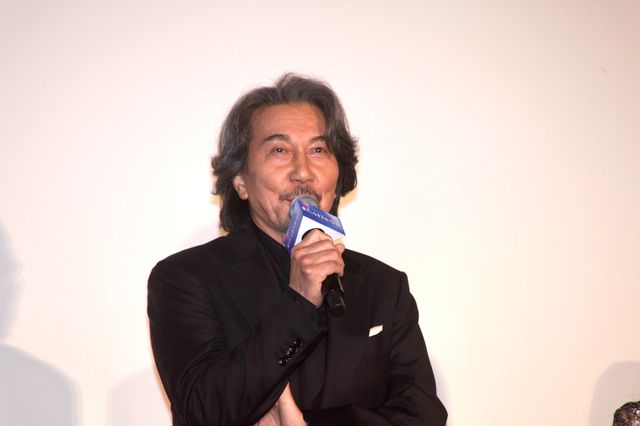 芦田愛菜、岡田将生ほか豪華キャスト登壇！映画『果てしなきスカーレット』初日舞台あいさつ（13枚目）