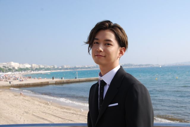 千葉雄大、ド派手衣装でレッドカーペットに登場！「プリティが多すぎる」（3枚目）