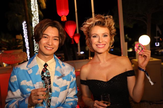 千葉雄大、ド派手衣装でレッドカーペットに登場！「プリティが多すぎる」（4枚目）