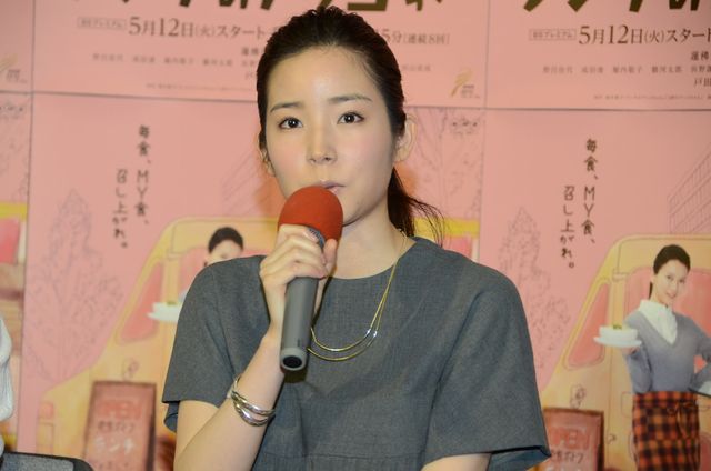 戸田菜穂＆蓮佛美沙子にっこり！「ランチのアッコちゃん」完成試写会フォトギャラリー（8枚目）