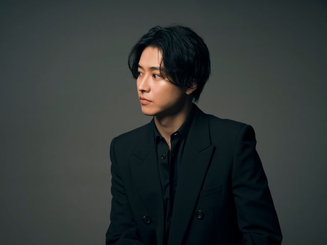 山崎賢人×佐藤信介監督「今際の国のアリス」インタビュー撮りおろし＜8枚＞（4枚目）