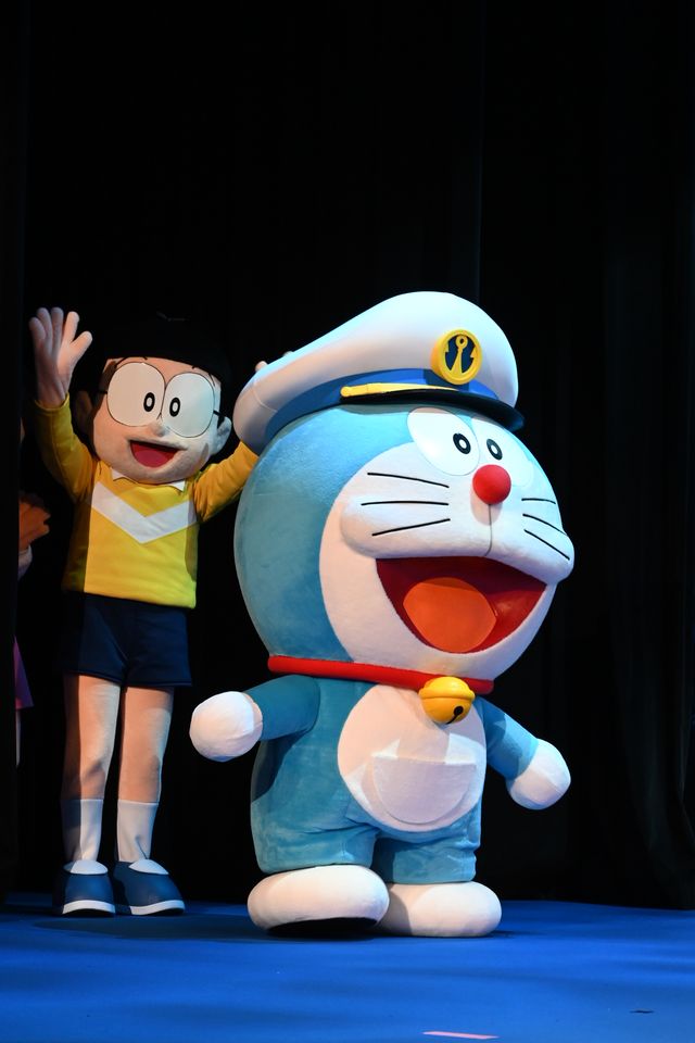 平愛梨、キュートなドレスでアルコ＆ピースと登場！『映画ドラえもん　新・のび太の海底鬼岩城』完成披露（5枚目）