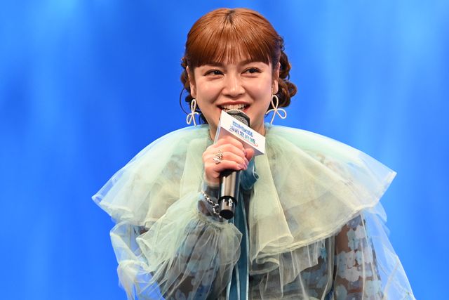 平愛梨、キュートなドレスでアルコ＆ピースと登場！『映画ドラえもん　新・のび太の海底鬼岩城』完成披露（10枚目）