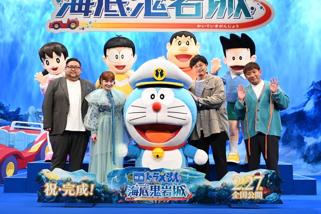 平愛梨、キュートなドレスでアルコ＆ピースと登場！『映画ドラえもん　新・のび太の海底鬼岩城』完成披露（30枚目）