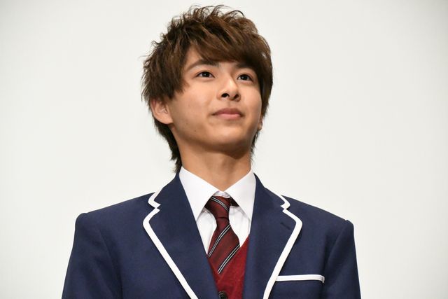 結木滉星、髪の毛の先まで絵になる！『劇場版　騎士竜戦隊リュウソウジャーVSルパンレンジャーVSパトレンジャー』『魔進戦隊キラメイジャー　エピソードZERO』初日舞台あいさつ（14枚目）