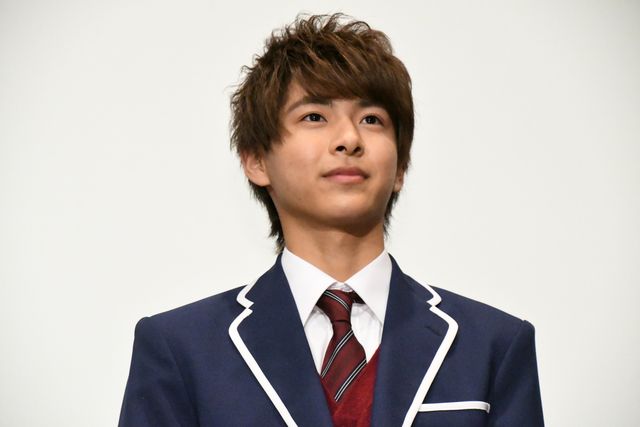 結木滉星、髪の毛の先まで絵になる！『劇場版　騎士竜戦隊リュウソウジャーVSルパンレンジャーVSパトレンジャー』『魔進戦隊キラメイジャー　エピソードZERO』初日舞台あいさつ（15枚目）