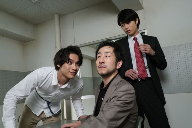 福士蒼汰が2人!?「愛ある」“本当の完結編”「僕は誰だ？」ギャラリー（4枚目）