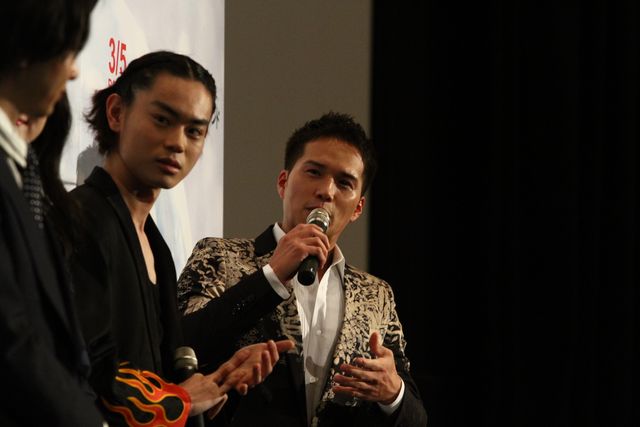 佐々木希×菅田将暉×市原隼人ら、中村倫也主演作で競演！フォトギャラリー（10枚目）