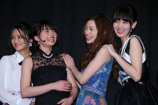 足立梨花が見事なスタイル披露！映画『傷だらけの悪魔』完成披露イベント ギャラリー（13枚目）