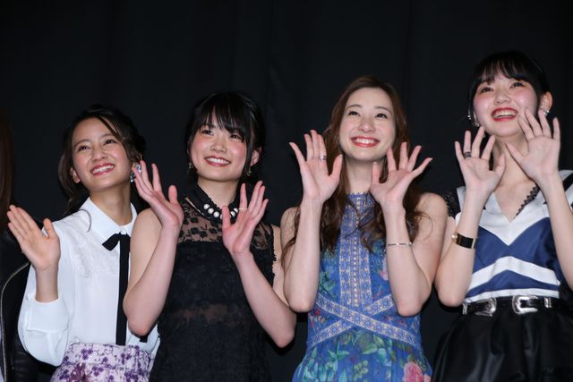 足立梨花が見事なスタイル披露！映画『傷だらけの悪魔』完成披露イベント ギャラリー（14枚目）