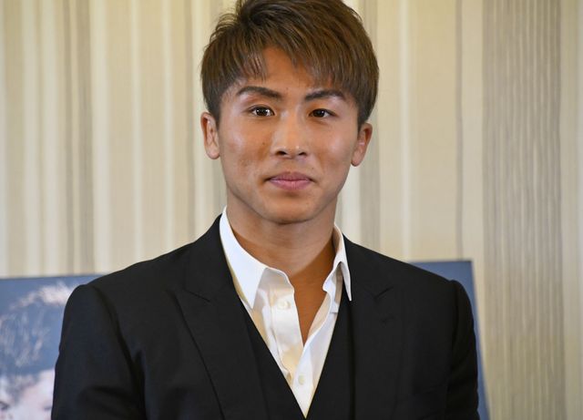 王者のベルトが似合う！藤原竜也＆ボクシング井上尚弥選手（4枚目）