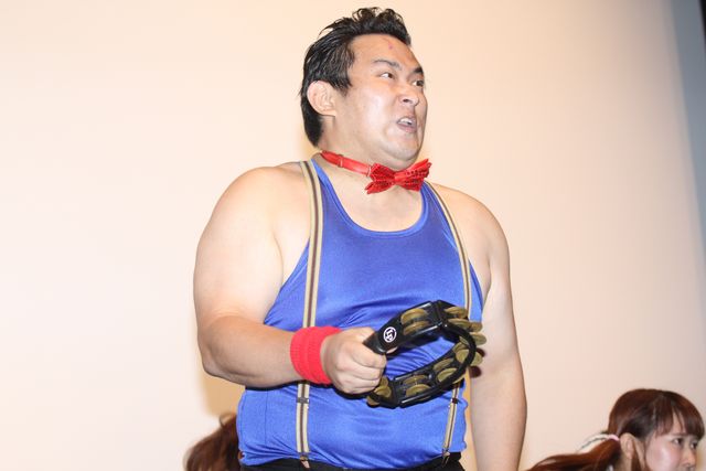 エビ中柏木ひなた＆竹富聖花のかわいすぎる制服姿！『脳漿炸裂ガール』完成披露上映会フォトギャラリー（4枚目）