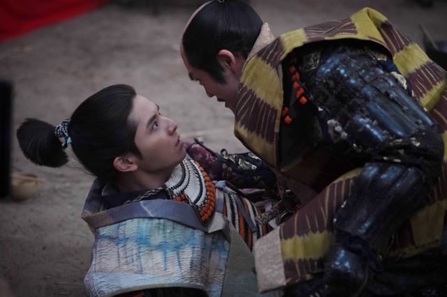 美しすぎる…山田涼介の豊臣秀次、初登場！「豊臣兄弟！」第35回場面写真：フォトギャラリー