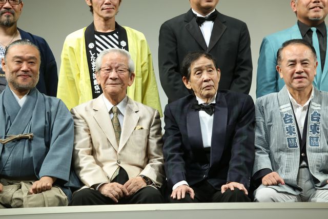 人力車に乗る高橋一生＆斎藤工！「第10回したまちコメディ映画祭in台東」レッドカーペットイベント＆オープニングセレモニーが（16枚目）