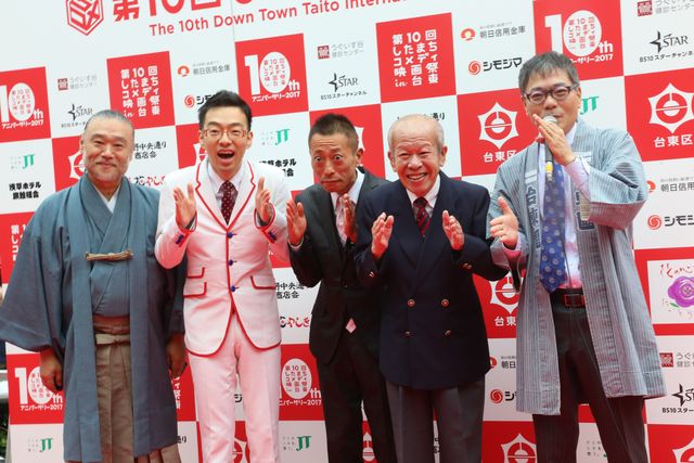 人力車に乗る高橋一生＆斎藤工！「第10回したまちコメディ映画祭in台東」レッドカーペットイベント＆オープニングセレモニーが（17枚目）