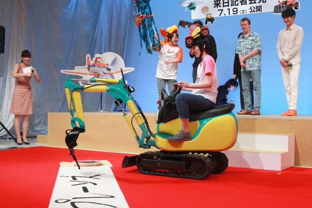 映画『プレーンズ2/ファイアー&レスキュー』来日記者会見イベント写真ギャラリー（6枚目）