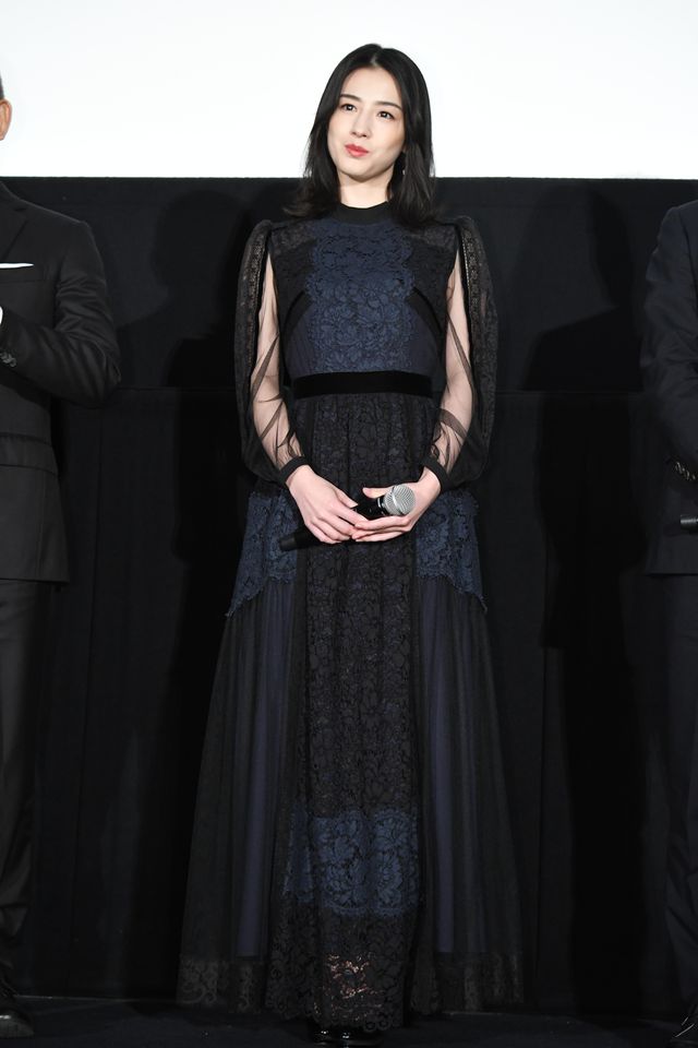 有村架純『かぞくいろ－RAILWAYS わたしたちの出発－』初日舞台あいさつ（9枚目）