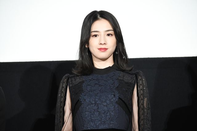 有村架純『かぞくいろ－RAILWAYS わたしたちの出発－』初日舞台あいさつ（14枚目）