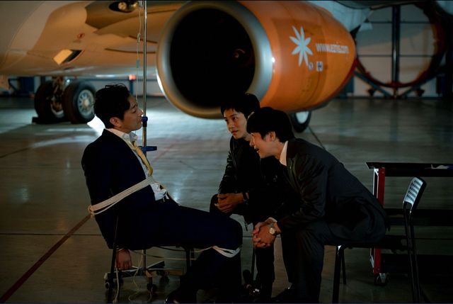 衝撃展開の連続！「VIVANT」第4話場面写真（ネタバレあり）（18枚目）