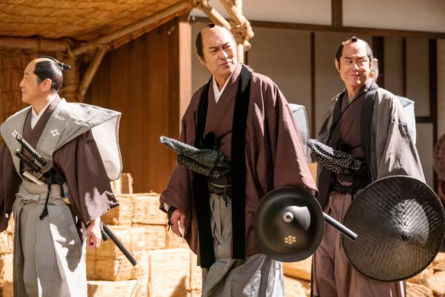 険しい表情の知保の方（高梨臨）…大河ドラマ「べらぼう～蔦重栄華乃夢噺～」第17回（2枚目）