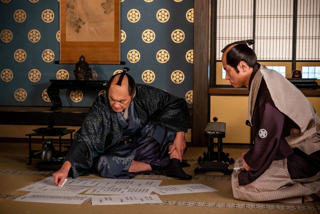 険しい表情の知保の方（高梨臨）…大河ドラマ「べらぼう～蔦重栄華乃夢噺～」第17回（3枚目）