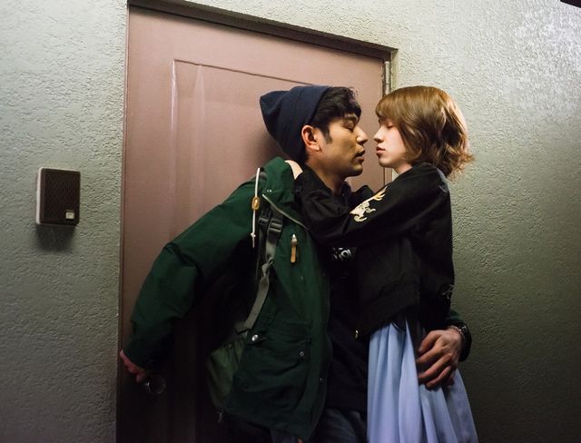 妻夫木聡＆水原希子、キス、キス、キス！『モテキ』大根仁監督のラブコメで：フォトギャラリー