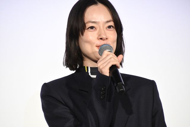 綾瀬はるか、盟友・市川実日子らと登壇！『ルート29』公開記念舞台挨拶（13枚目）