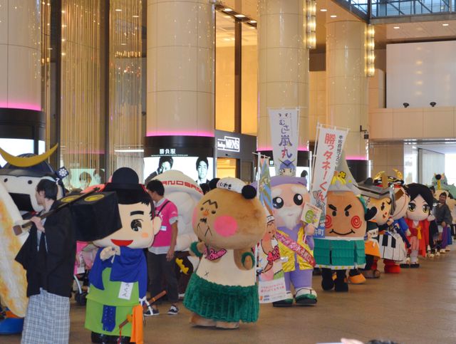 歴史系人気ゆるキャラが東京・有楽町を大名行列！　画像ギャラリー（2枚目）