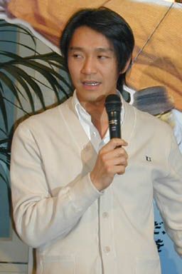 『少林サッカー』主演・監督・脚本チャウ・シンチー来日記者会見（8枚目）