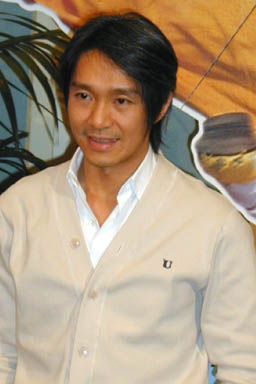 『少林サッカー』主演・監督・脚本チャウ・シンチー来日記者会見（14枚目）