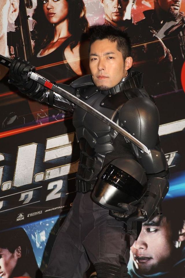 ポースにキレがある中田敦彦！イベントフォトギャラリー（9枚目）