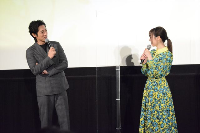 福原遥＆ディーン・フジオカ登壇！『フラ・フラダンス』公開御礼舞台あいさつ（10枚目）