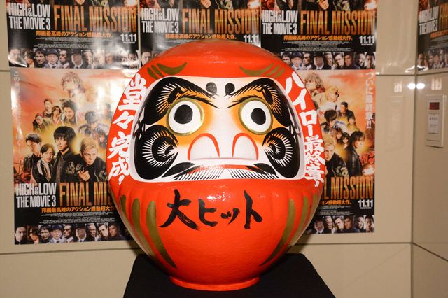 キャストずらり！『HiGH&LOW THE MOVIE 3 / FINAL MISSION』初日舞台あいさつ【全23枚】（13枚目）