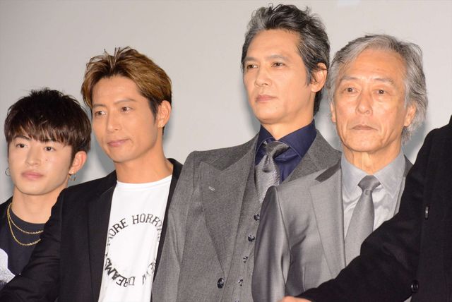 キャストずらり！『HiGH&LOW THE MOVIE 3 / FINAL MISSION』初日舞台あいさつ【全23枚】（19枚目）