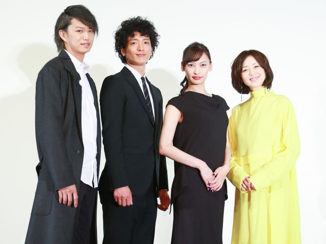 男性陣、女性の苦労を痛感!?『コスメティックウォーズ』初日舞台あいさつフォトギャラリー（17枚目）