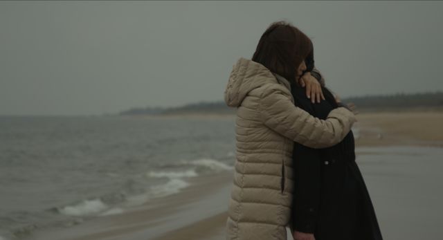 過去と現在…『ポーランドへ行った子どもた』場面写真（2枚目）