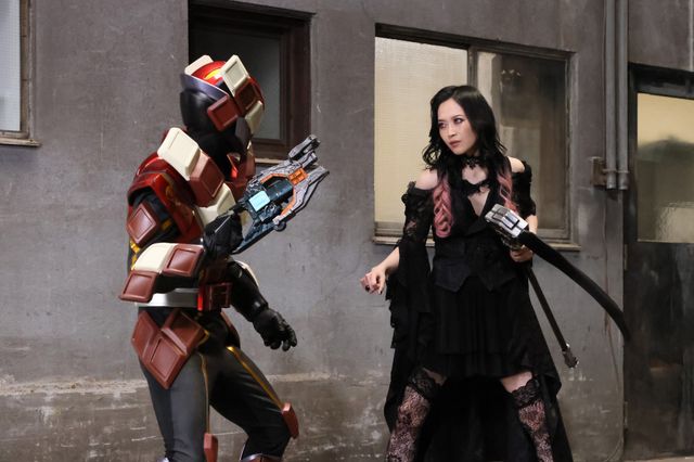 ストマック家長女・グロッタがヴァレンを追う！「仮面ライダーガヴ」第8話場面カット：フォトギャラリー