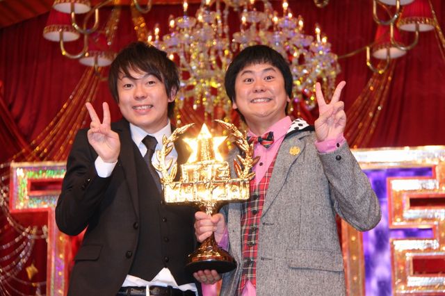 「THE MANZAI 2013」優勝のウーマンラッシュアワー、コンビ間秘話を明かす　画像ギャラリー（8枚目）
