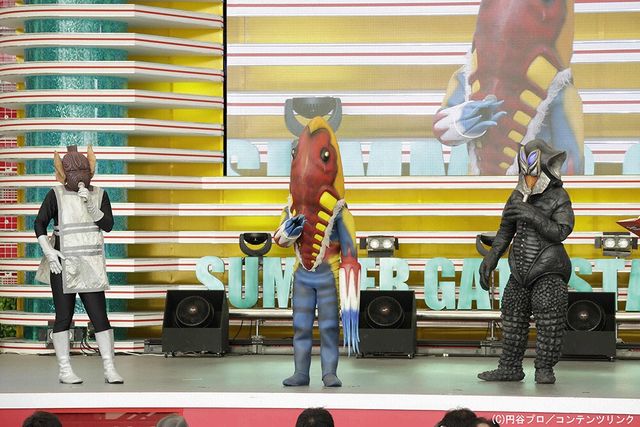 「ウルトラマン」フジ隊員、自身を巨大化させたメフィラス星人と約半世紀ぶりに和解！　画像ギャラリー（4枚目）