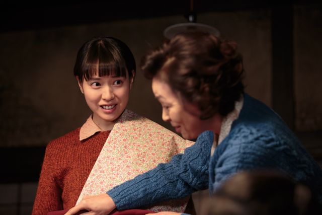 「スカーレット」15歳の戸田恵梨香＆大島優子が登場！（4枚目）