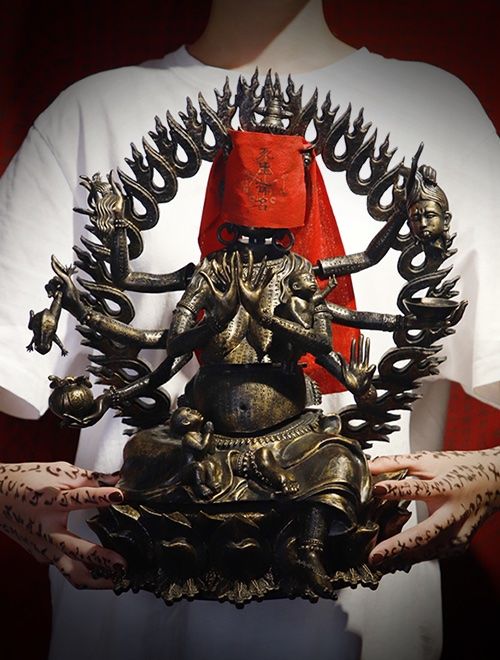 映画『呪詛』大黒仏母コレクティブルスタチュー（13枚目）