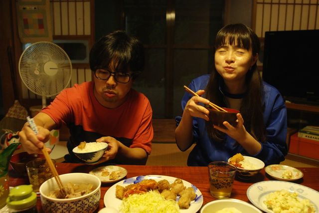 yonigeが主題歌を担当！松本穂香主演『おいしい家族』（3枚目）