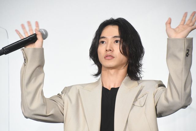 『キングダム2』山崎賢人、吉沢亮、清野菜名、大沢たかおら初日舞台あいさつ（7枚目）